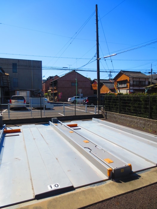 アルバ志賀本通の物件外観写真