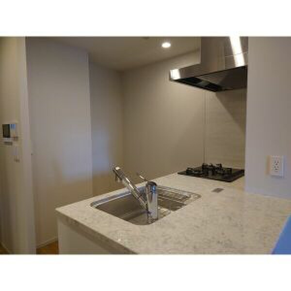 ローレルアイ名駅東の物件内観写真