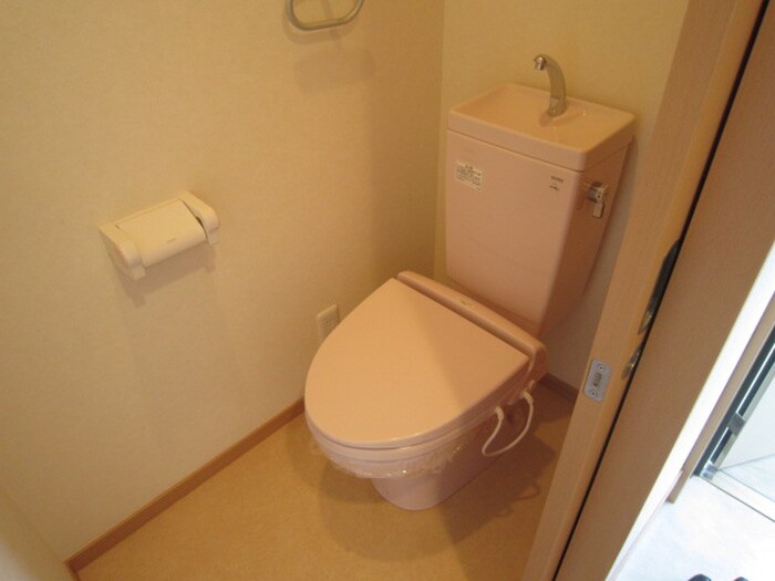 ファミール尺口の物件内観写真