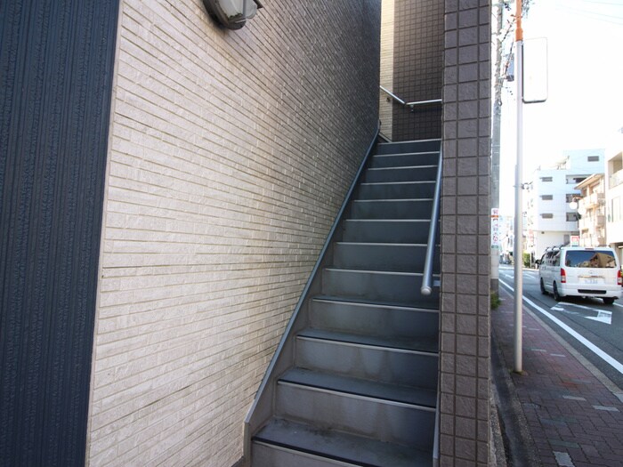 シェモア中島町の物件外観写真