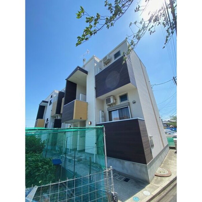 ディアマンテの物件外観写真