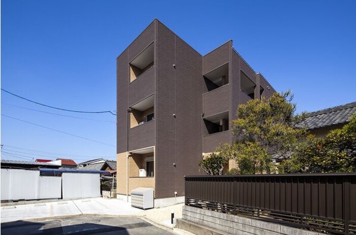 FAMILY STAGE烏森の物件外観写真