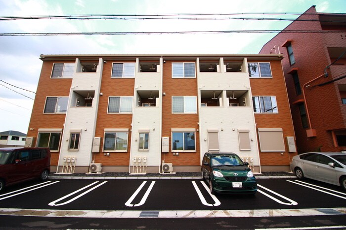 シルベーヌ豊山Ⅰの物件外観写真