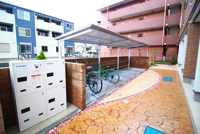 シルベーヌ豊山Ⅰの物件外観写真