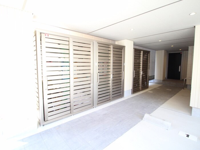 エテルノ幅下の物件外観写真