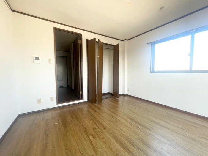 WESTの物件内観写真