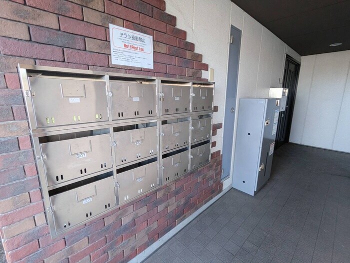 WESTの物件外観写真