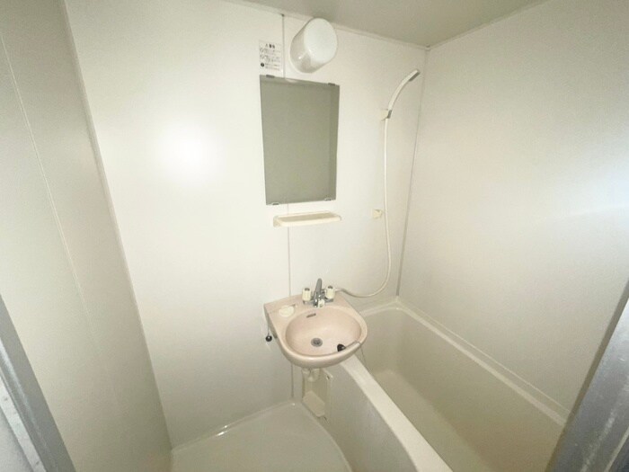 WESTの物件内観写真