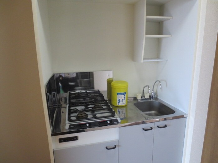 アンプル－ルブワ虹の物件内観写真