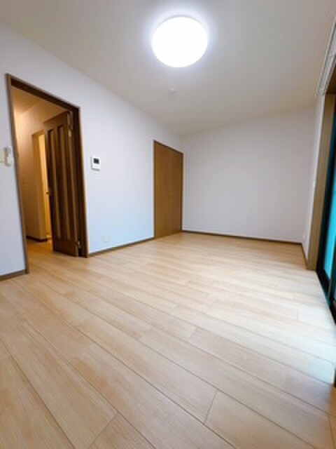 アンプル－ルブワ虹の物件内観写真