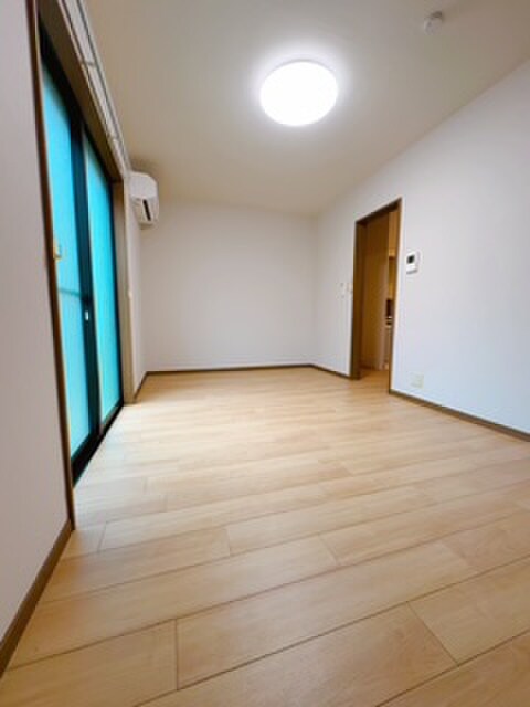 アンプル－ルブワ虹の物件内観写真