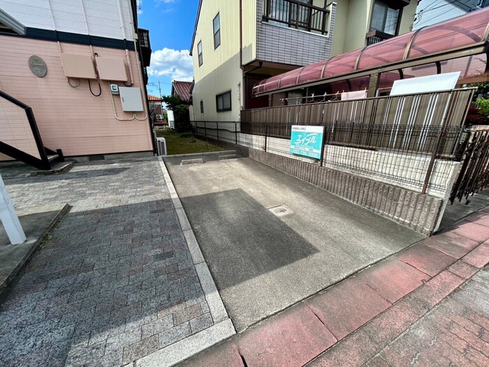 アンプル－ルブワ虹の物件外観写真