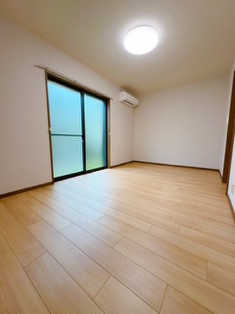 アンプル－ルブワ虹の物件内観写真