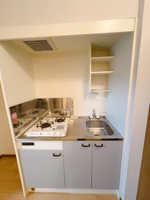 アンプル－ルブワ虹の物件内観写真