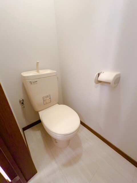 アンプル－ルブワ虹の物件内観写真