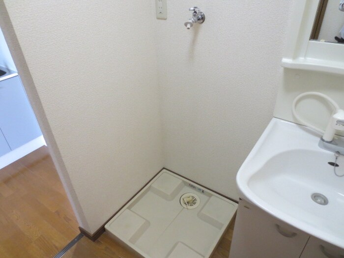 アンプル－ルブワ虹の物件内観写真