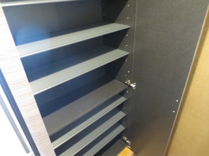 メゾンイナタの物件内観写真