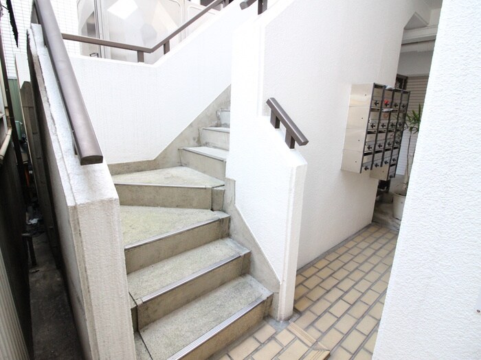 メゾンイナタの物件外観写真