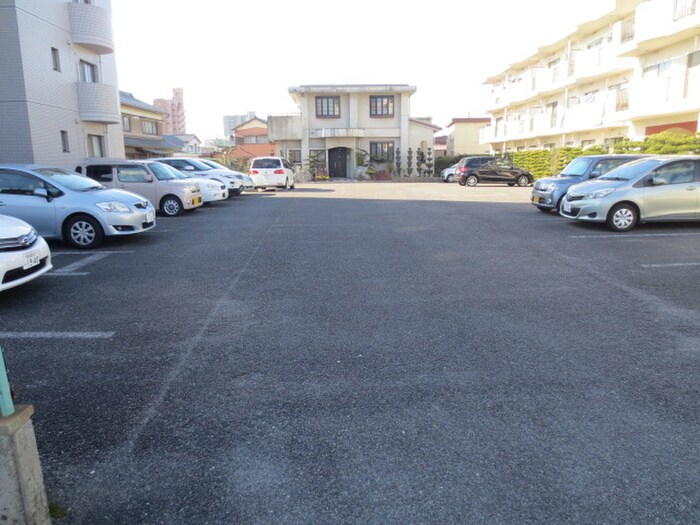 ブル－ジュの物件外観写真