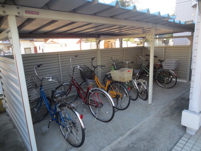 ブル－ジュの物件外観写真