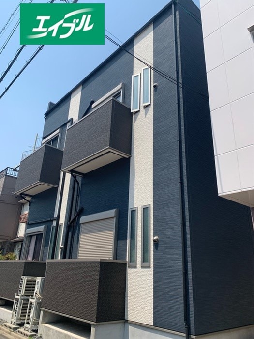 Ampio ATSUTAの物件外観写真