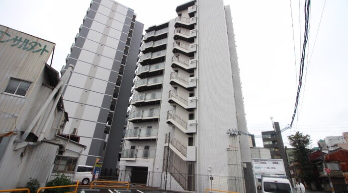 エステート金山の物件外観写真