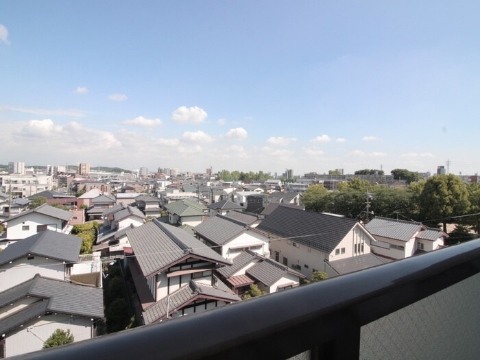 ジュネス青山の物件内観写真