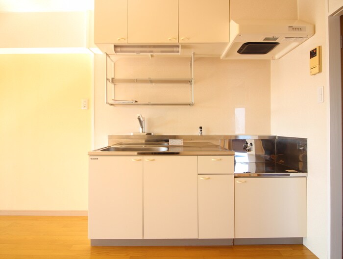 ジュネス青山の物件内観写真