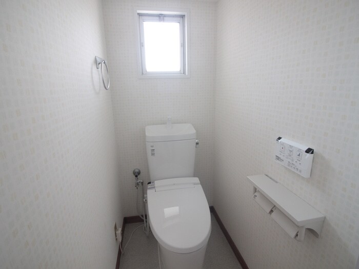 ジュネス青山の物件内観写真