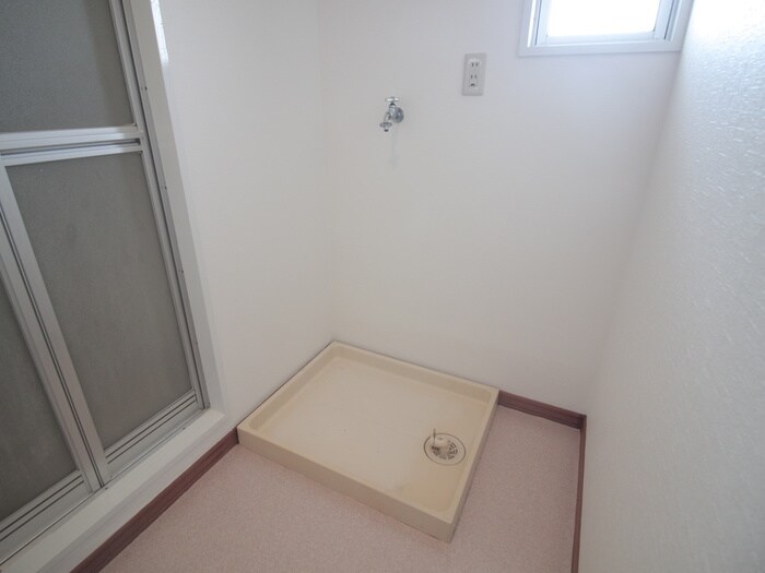 ジュネス青山の物件内観写真