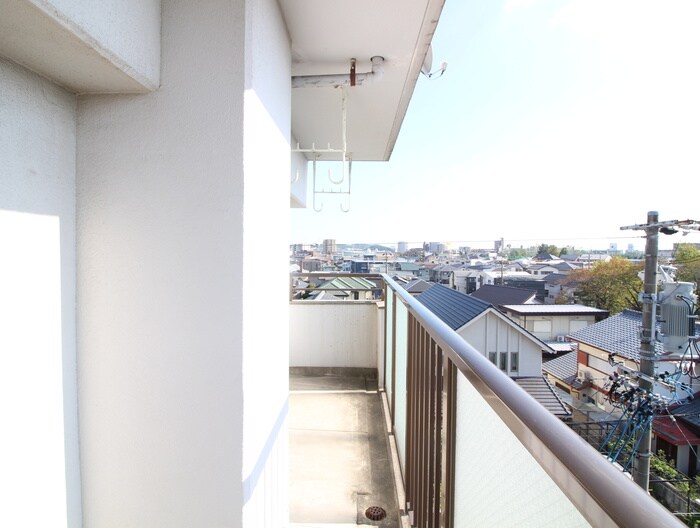 ジュネス青山の物件内観写真