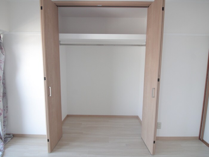 ジュネス青山の物件内観写真