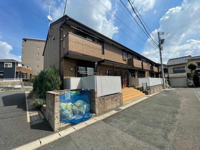 エルモの物件外観写真