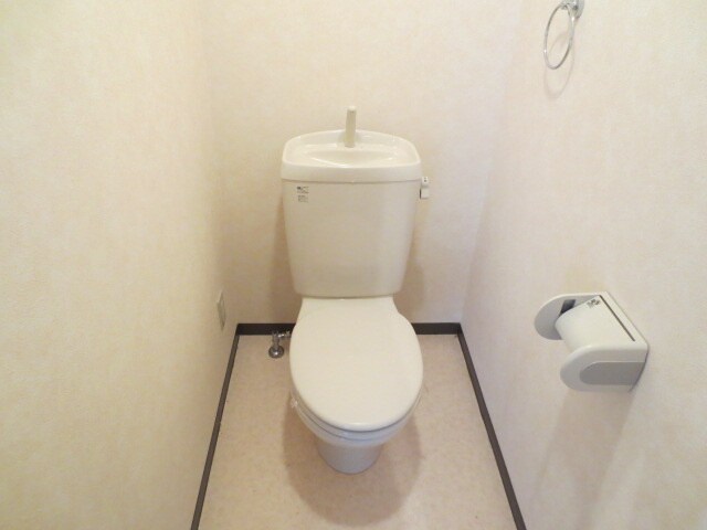 プリミエ－ル下山の物件内観写真