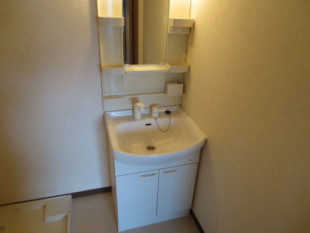 プリミエ－ル下山の物件内観写真