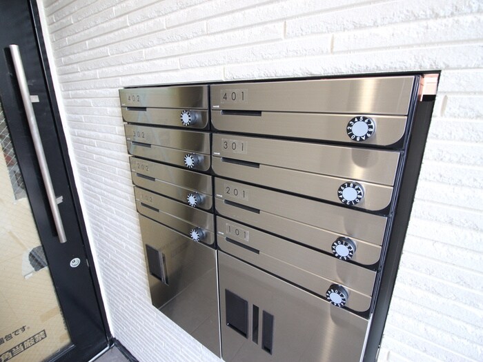 SELENITE平安通駅前の物件外観写真