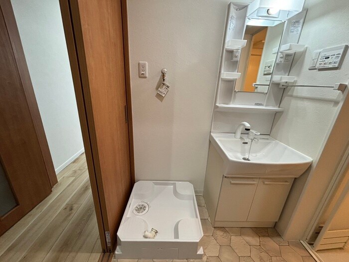 SELENITE平安通駅前の物件内観写真