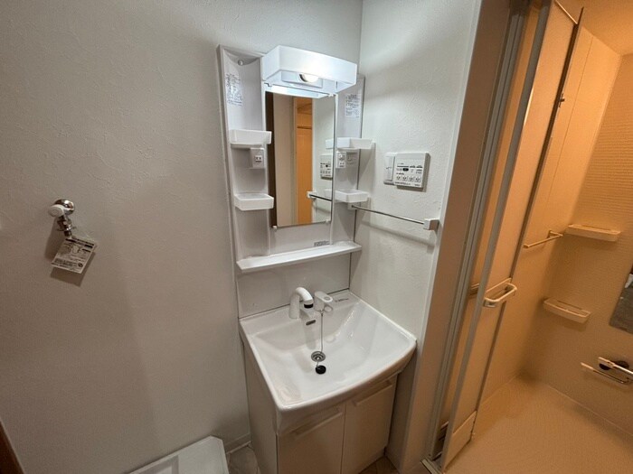 SELENITE平安通駅前の物件内観写真