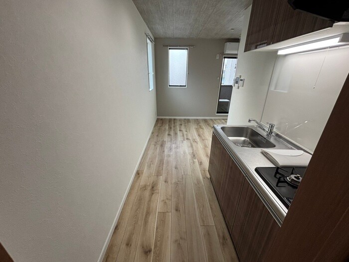 SELENITE平安通駅前の物件内観写真