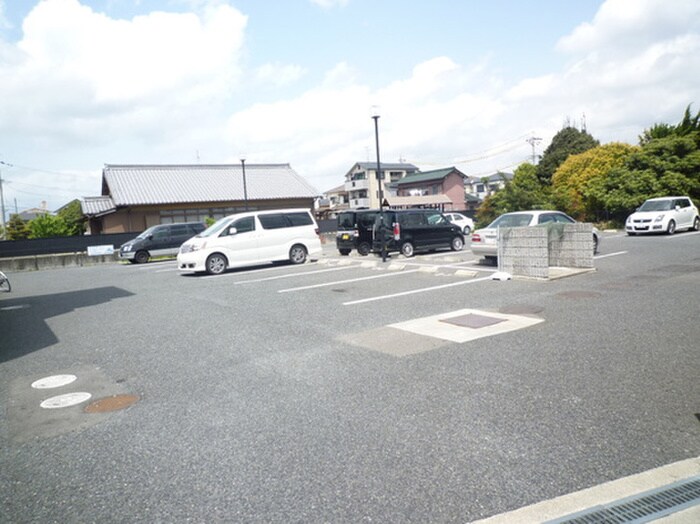 グラフィージュの物件外観写真