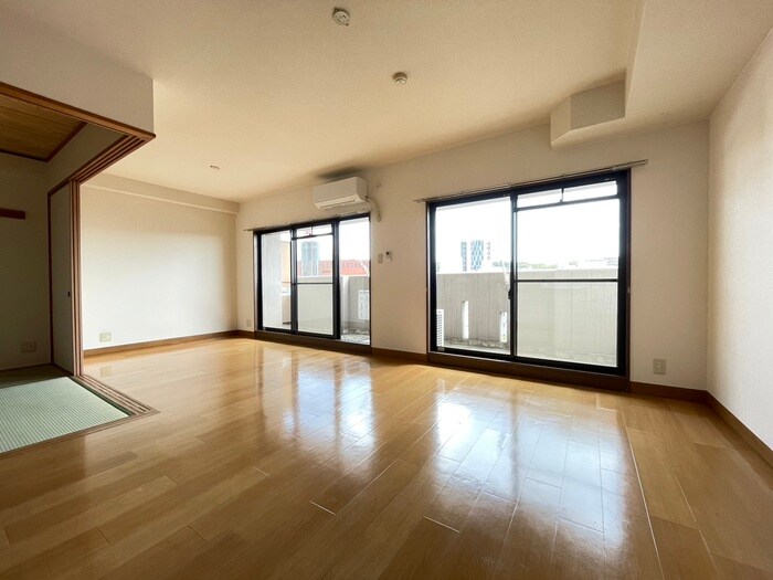 ｼﾃｨ.ﾗｲﾌ ｸﾞﾗﾝｳﾞｨ-ﾈ星ヶ丘A棟の物件内観写真