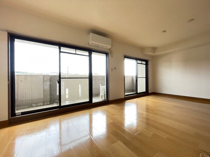 ｼﾃｨ.ﾗｲﾌ ｸﾞﾗﾝｳﾞｨ-ﾈ星ヶ丘A棟の物件内観写真