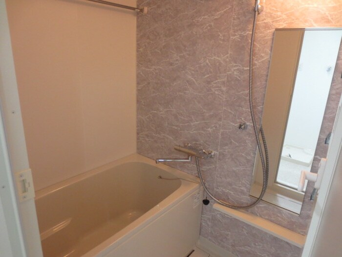 タウンコート御園の物件内観写真