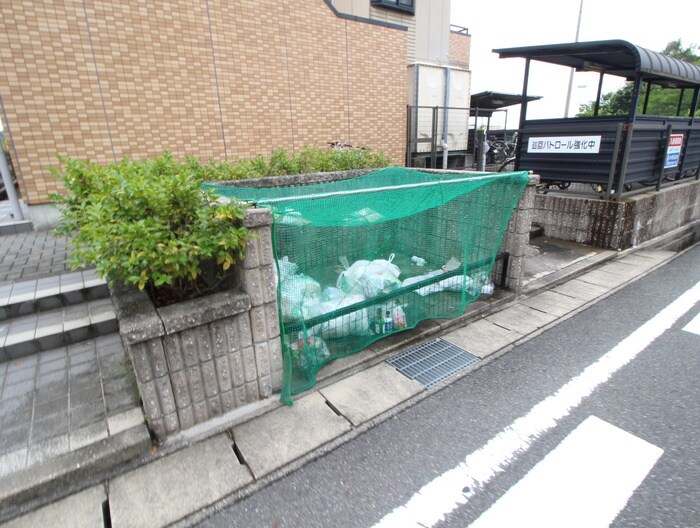 レジデンス青山ミレニアムの物件外観写真