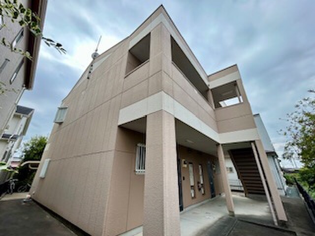 フロールＫの物件外観写真