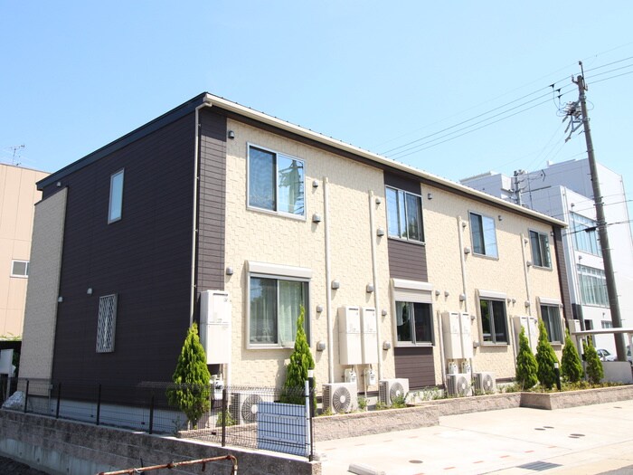 ブリーゼの物件外観写真