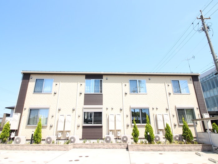 ブリーゼの物件外観写真