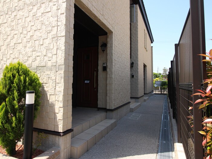 ブリーゼの物件外観写真