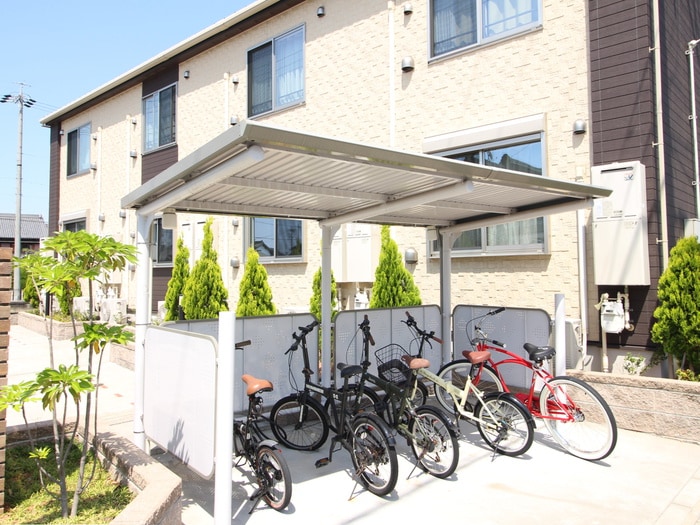 ブリーゼの物件外観写真