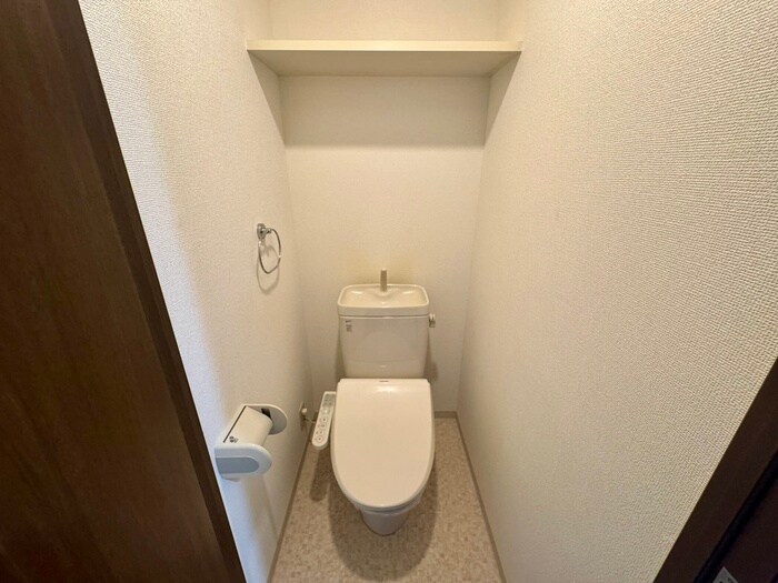 ロイヤルスクエアの物件内観写真